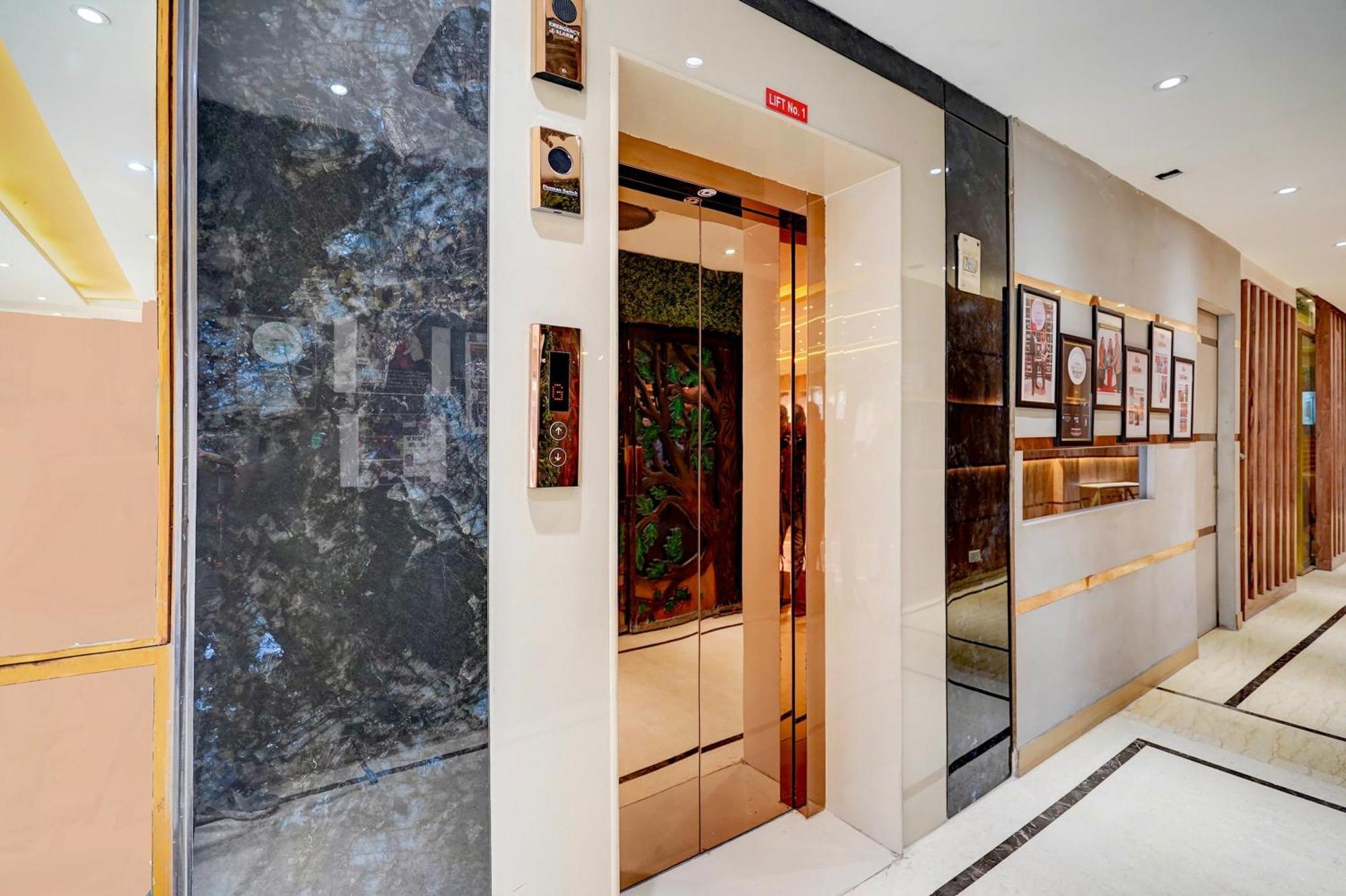 Townhouse Jageer Palace Near Mayapuri Chowk Hotel New Delhi