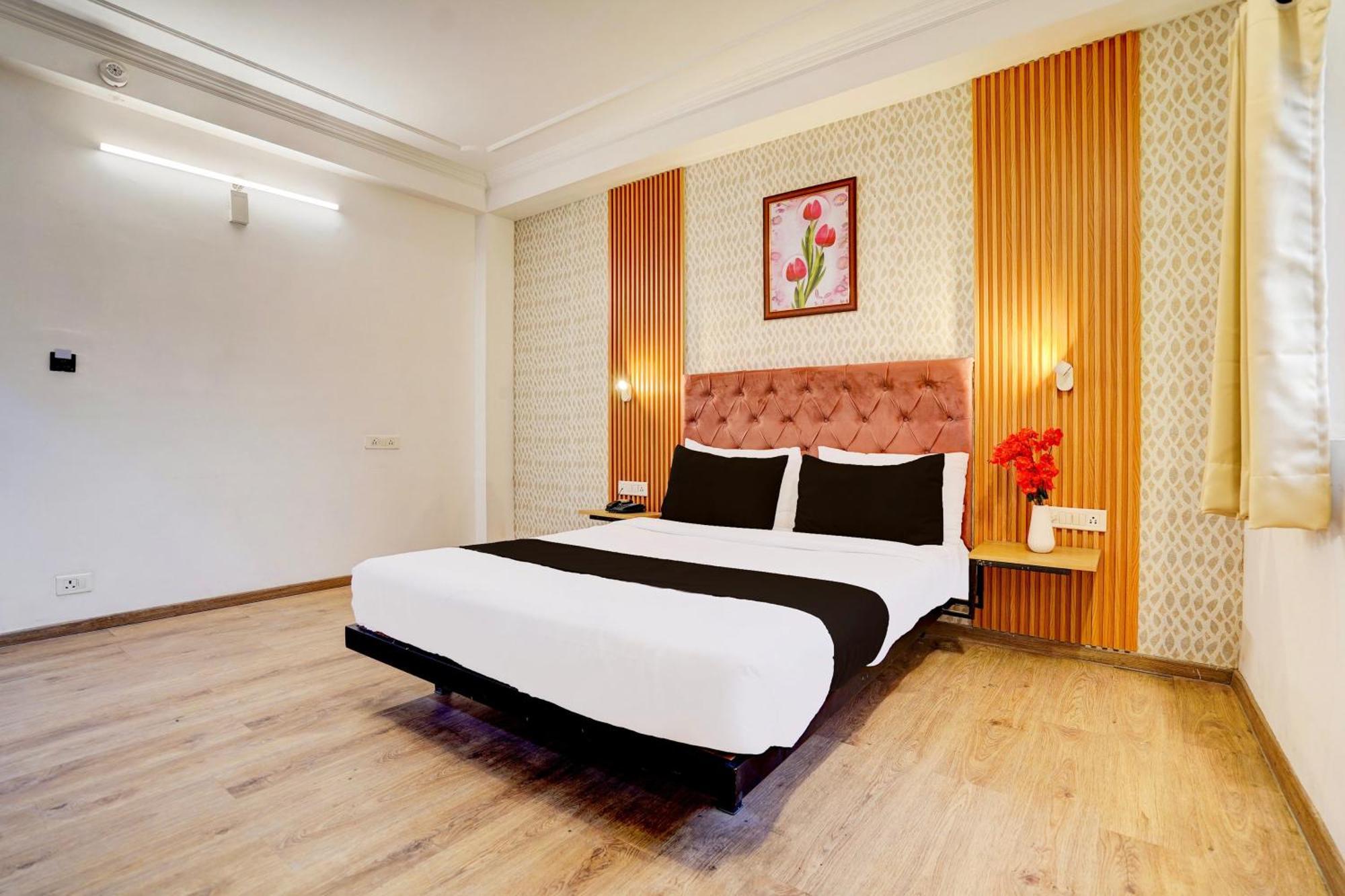 Hotel Jp Palace